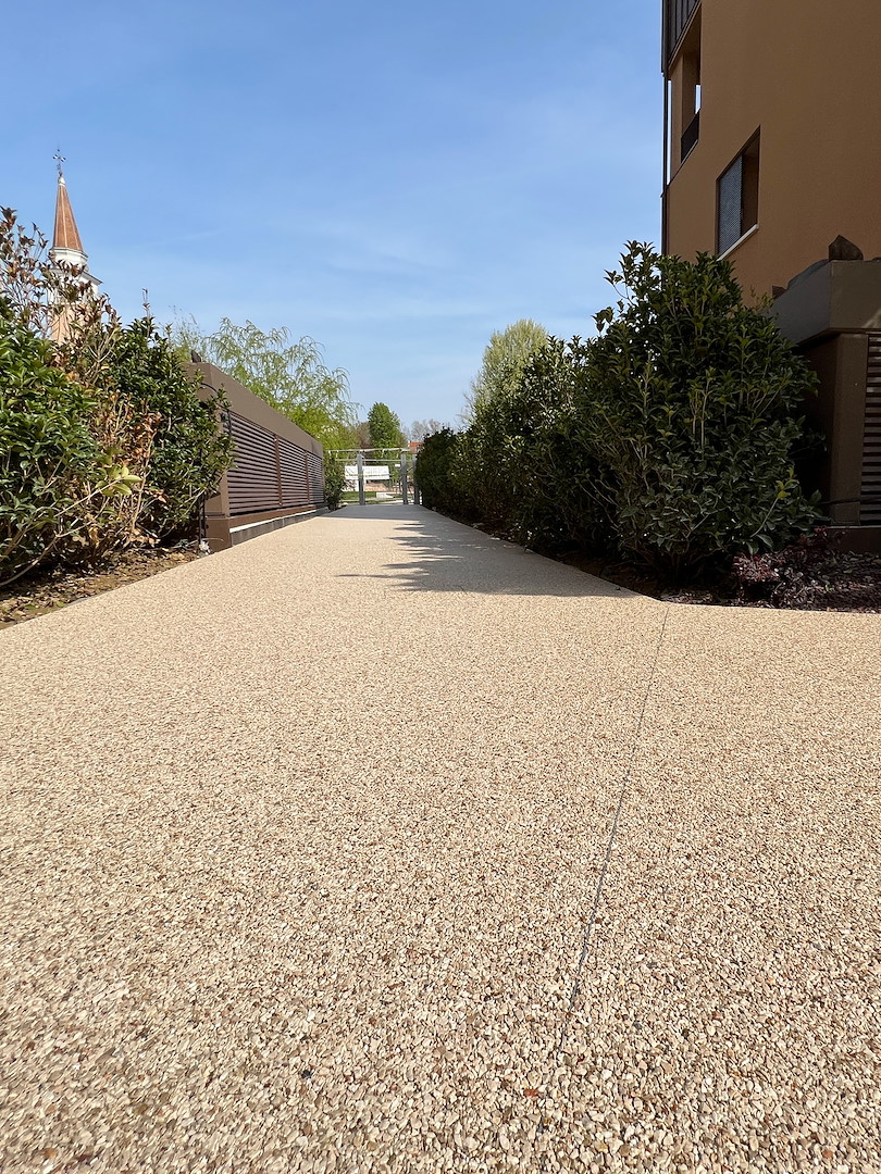 Posa Certificata di Pavimenti Drenanti